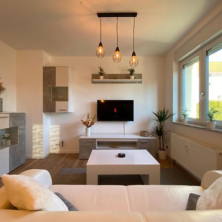 Hochwertige Ferienwohnung Mit 7Qm Balkon, Netflix, Kaffeeautomat, Rainshower Bad Zwickau Exteriör bild